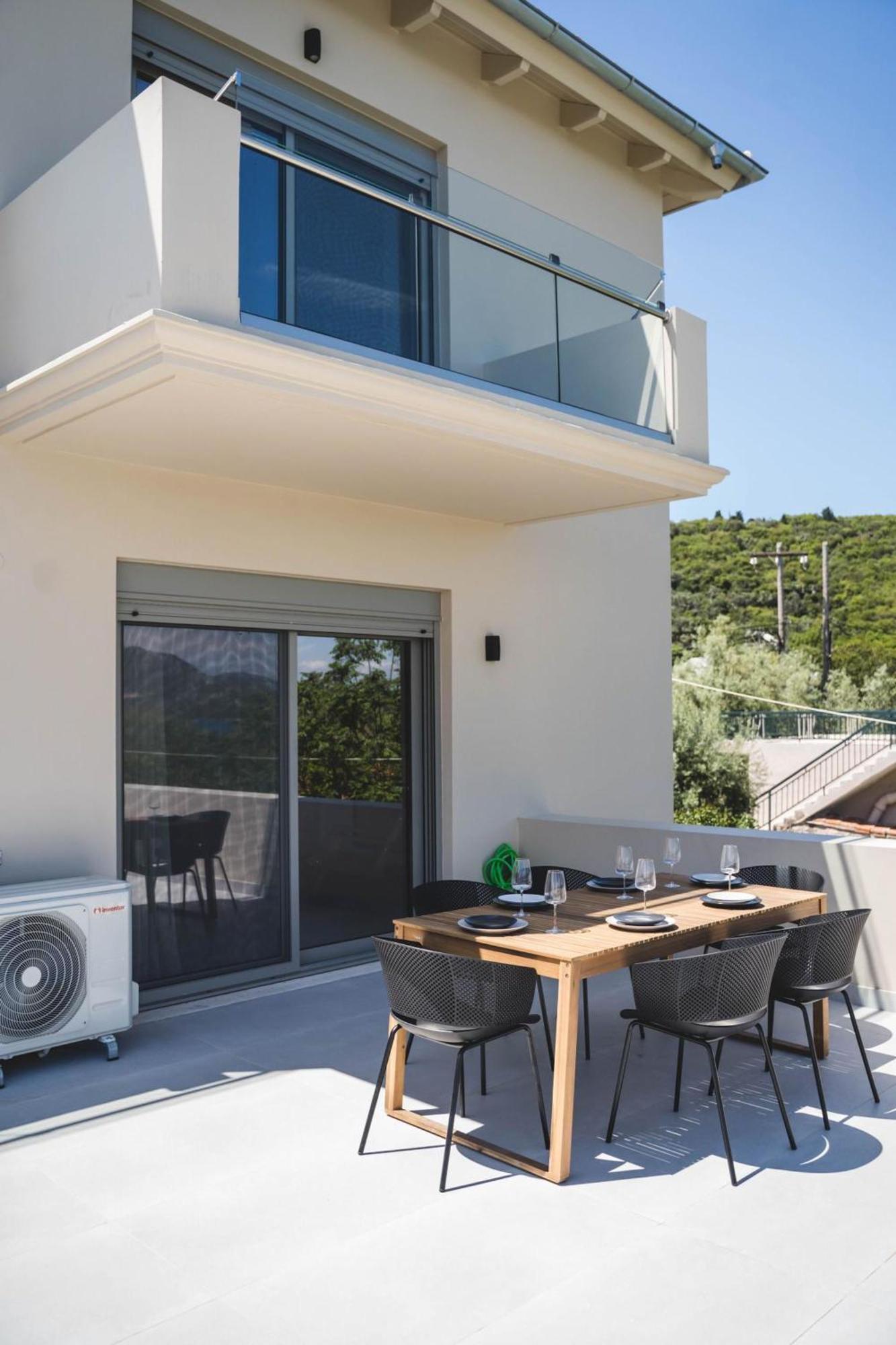 Blue Symphony Suites Apartments Никиана Экстерьер фото