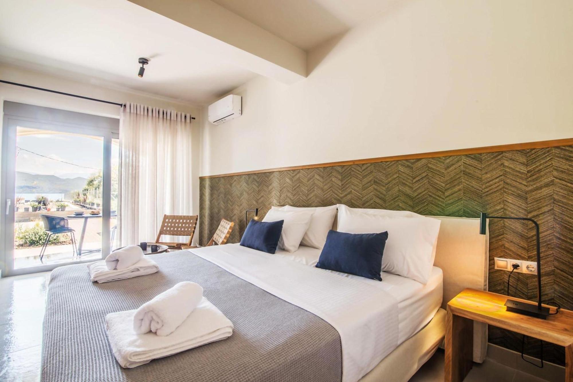 Blue Symphony Suites Apartments Никиана Экстерьер фото