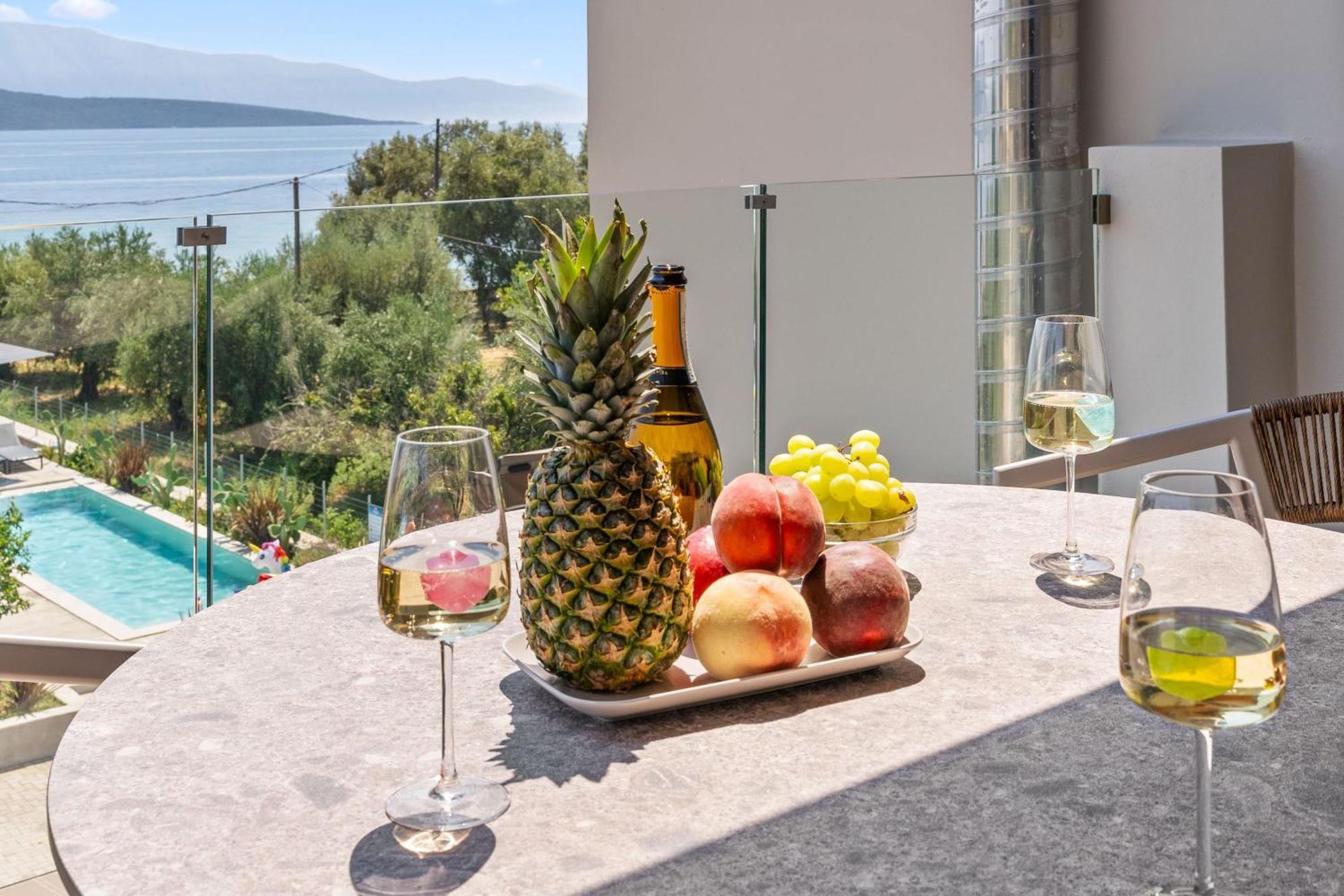 Blue Symphony Suites Apartments Никиана Экстерьер фото