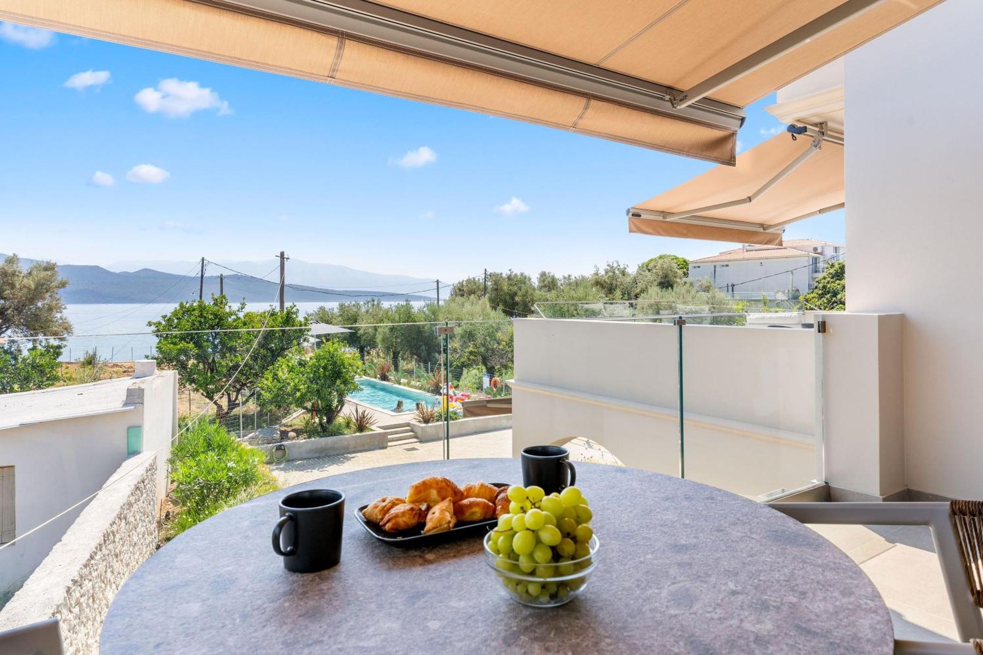 Blue Symphony Suites Apartments Никиана Экстерьер фото